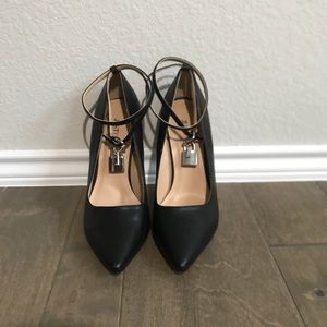 ShoeDazzle Lock and Key Pumps